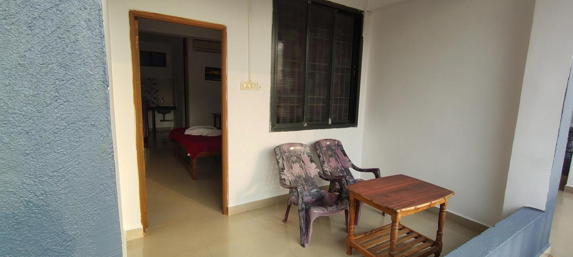 Shanti Hotel *